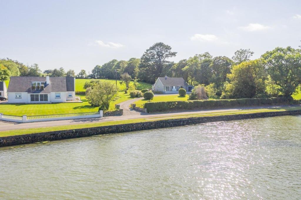 קורק 2 Bed Waterfront Property - Close To Courtmacsherry מראה חיצוני תמונה