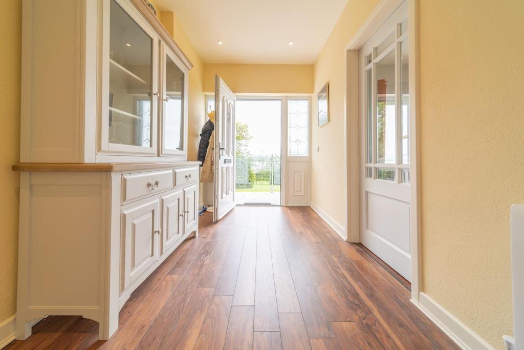 קורק 2 Bed Waterfront Property - Close To Courtmacsherry מראה חיצוני תמונה